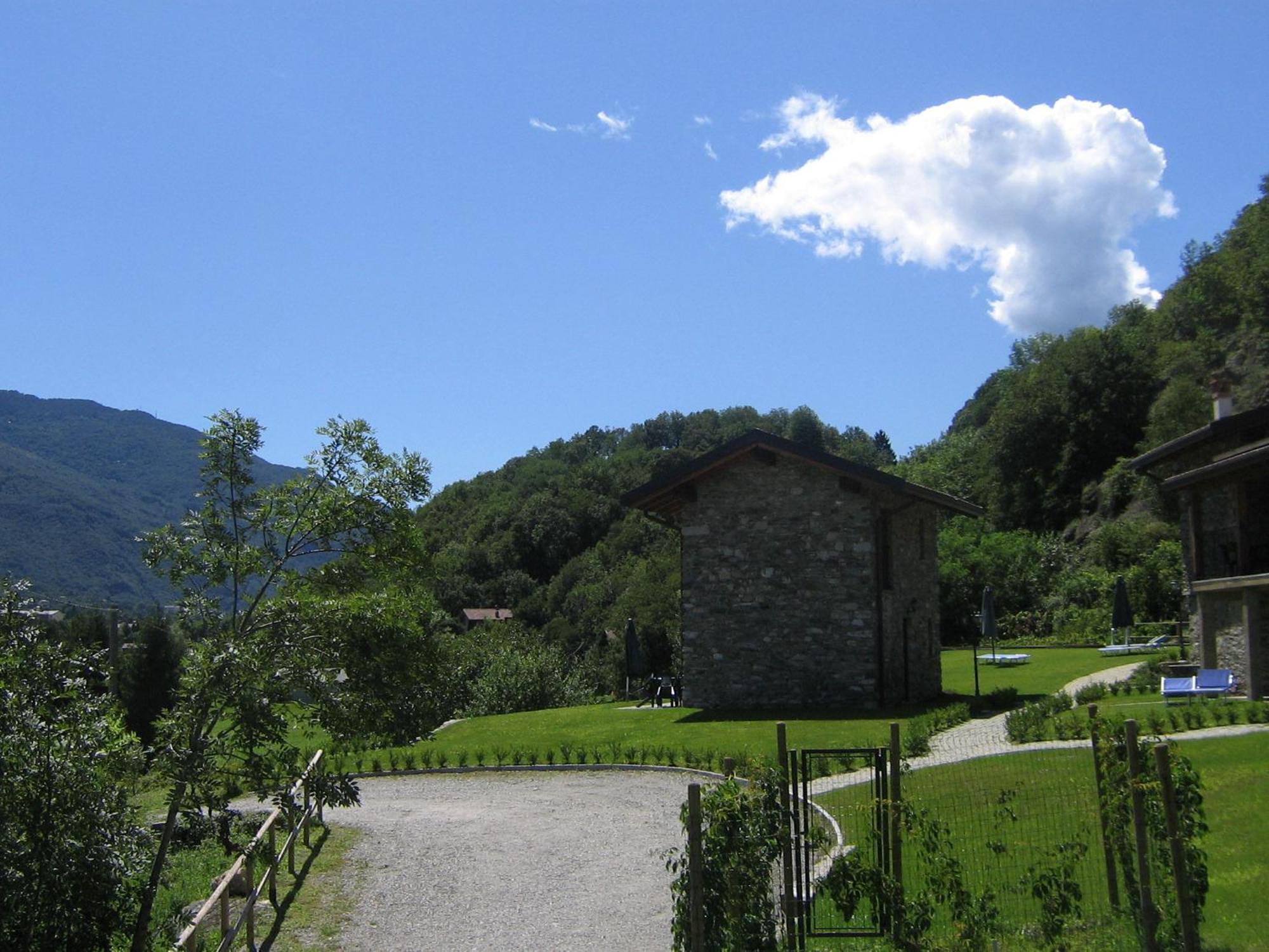 Вилла Borgo Erbiola Колико Экстерьер фото