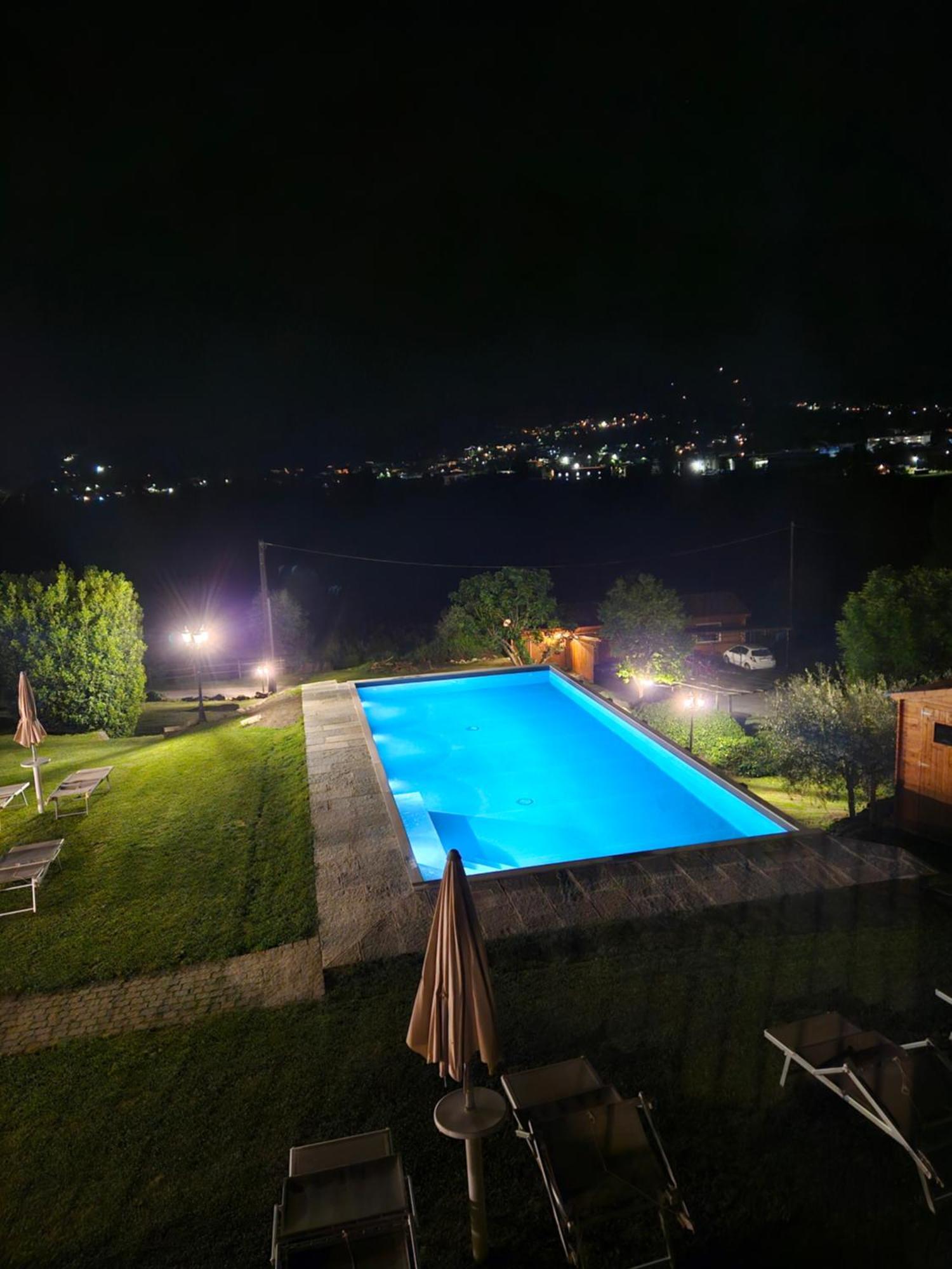 Вилла Borgo Erbiola Колико Экстерьер фото